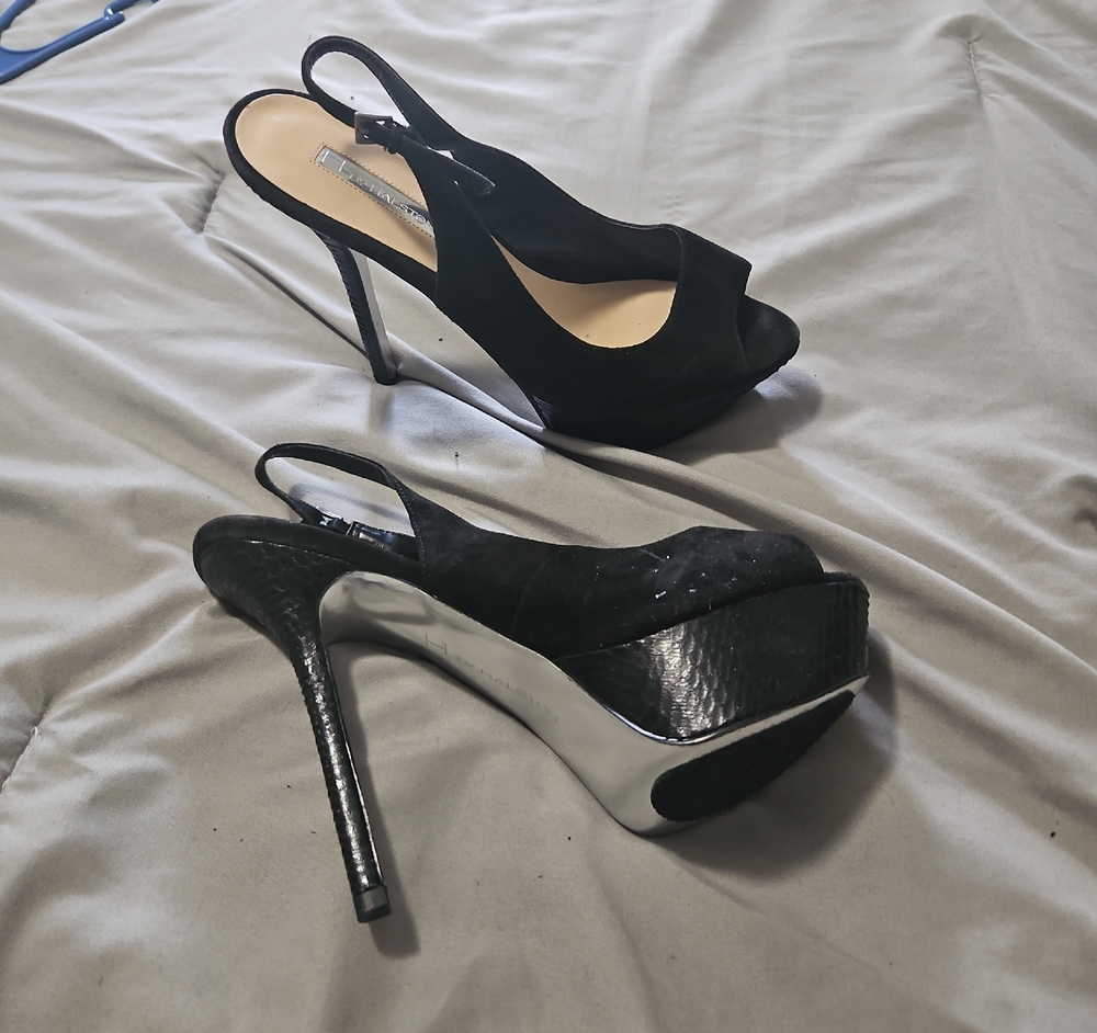 Chic Black Slingback Platform Heels